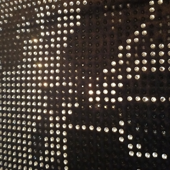 GILI by Jill Martin 18 x 18 pillow. - Picture 3 of 8